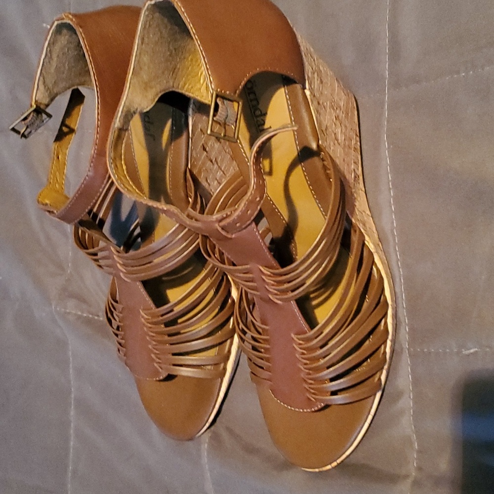 Women's brown wedge sandals